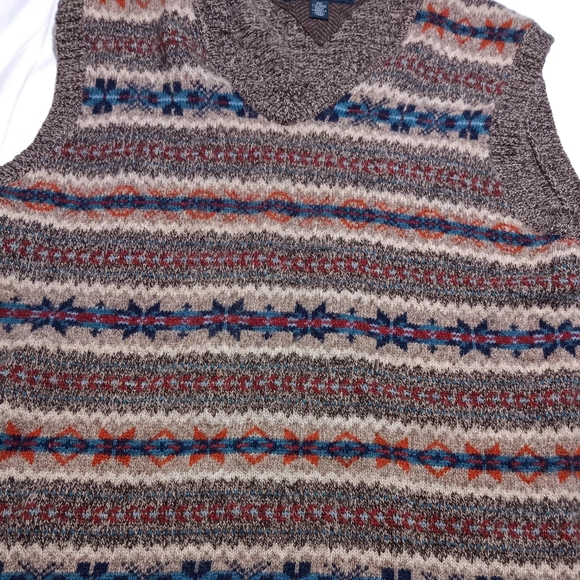 Mens vintage grandpa sweater vest 100%wool only one defect as pictured XXL - Picture 1 of 16